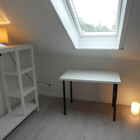 Deck 2& Deck 4 Ferienwohnungen In Sandstrandnahe 比苏姆 外观 照片